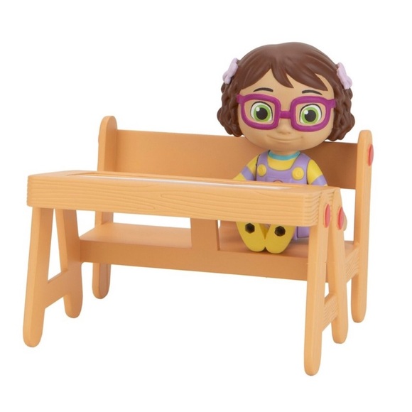 COCOMELON School Time Deluxe Playtime Set - Picture 3 of 6